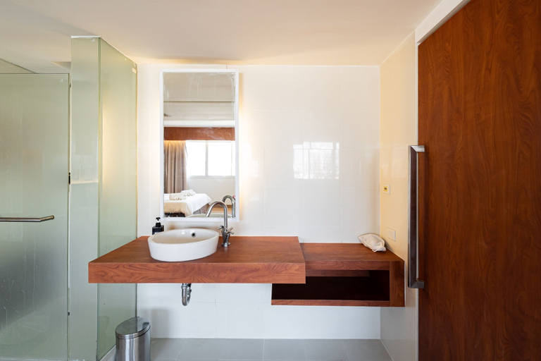 Bathroom 5