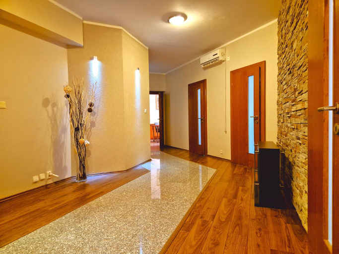 Others 3, Zen Zone Hostel, Bratislava I