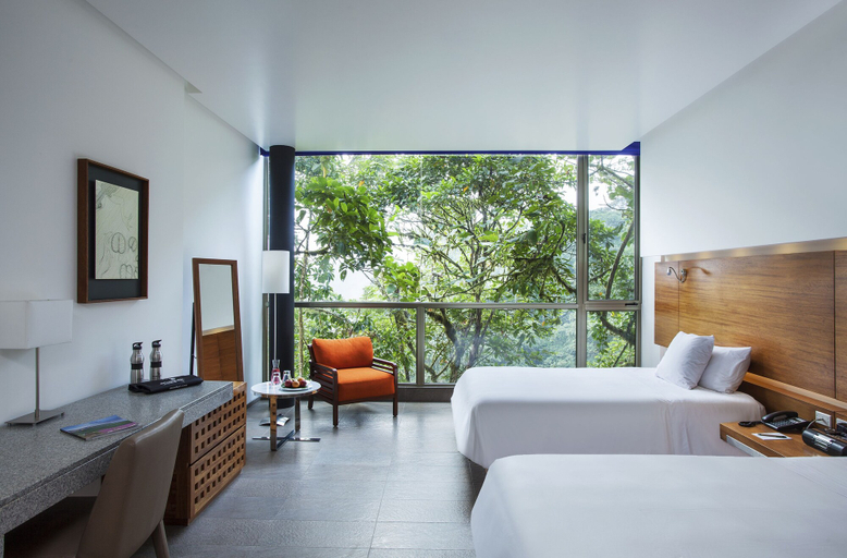 Bedroom 2, Mashpi Lodge, Quito