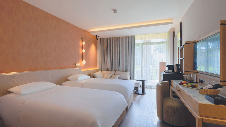Bedroom 4, Gloria Golf Resort - All Inclusive, Serik