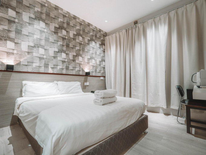 Bedroom 8