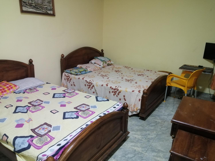 Others 2, Mike Cooke inn, N. Palatha East