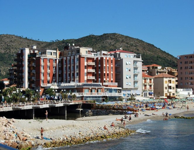 Exterior 5, Pietra Ligure Beach Residence for 4, Savona