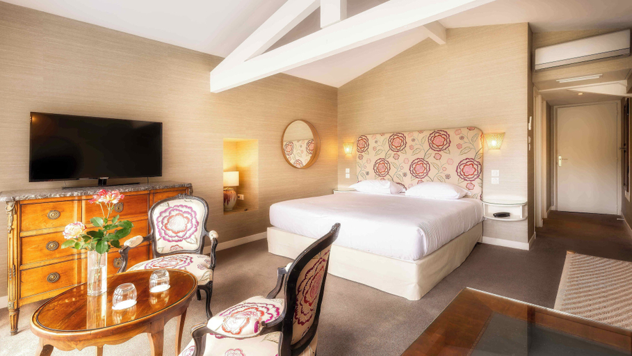 Bedroom 3, Relais & Châteaux La Réserve, Tarn