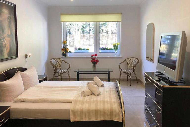 Room 5, Holiday Home With Summer Pool + Sauna, Whirlpool, Sławno