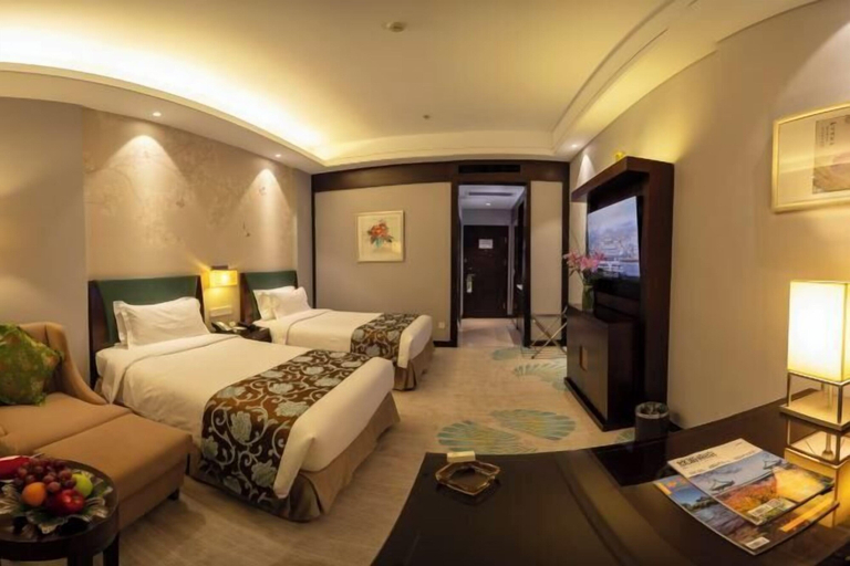 Bedroom 14