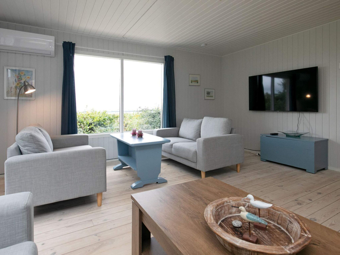 Others 3, 6 Person Holiday Home in Thyholm, Struer