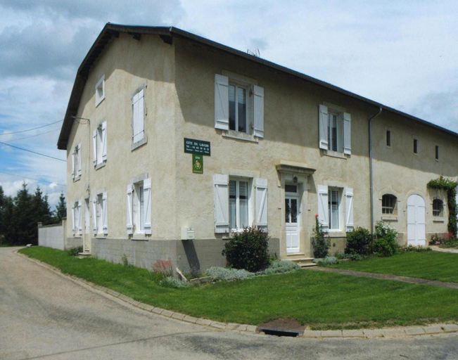 Others 3, House near Lac de Madine with Historic Charm, Meuse