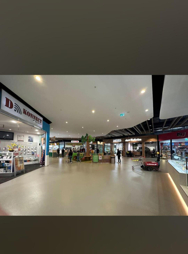 Sredna Home, Maribyrnong