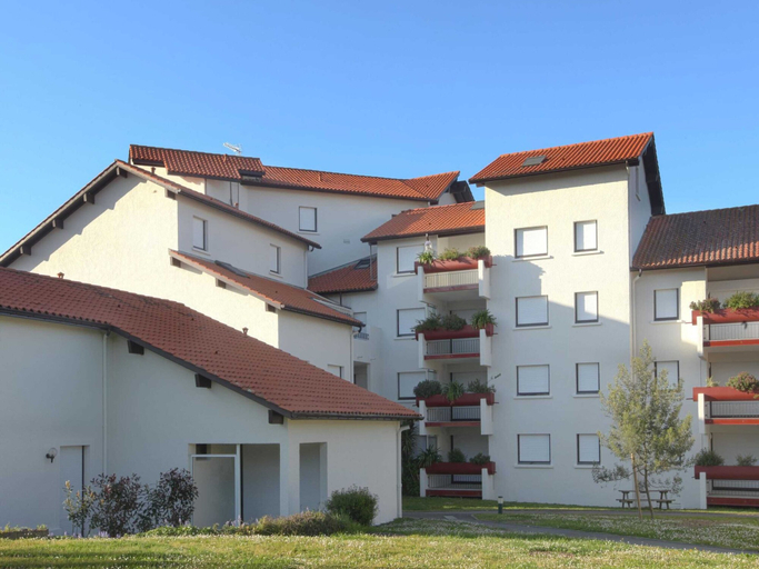 Exterior 3, Inviting Apartment With Balcony, Pyrénées-Atlantiques
