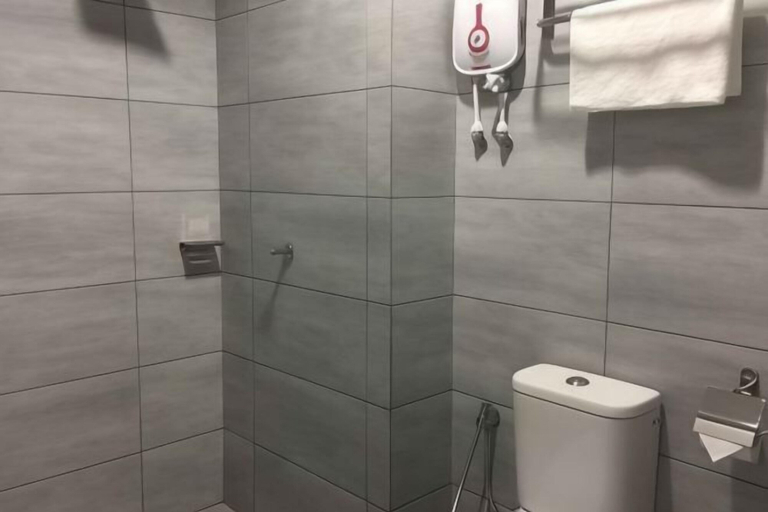 Bathroom 21