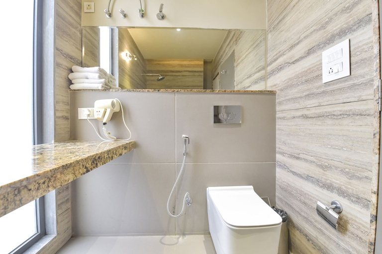 Bathroom 2, Fabhotel Prime The Wish, Jaipur
