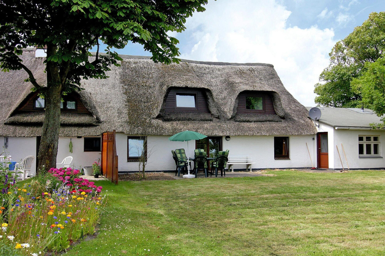 Exterior 3, Holiday Home on the Dike, Busum, Dithmarschen