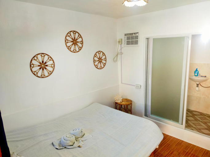 Others 3, Don Leo's BnB, San Francisco