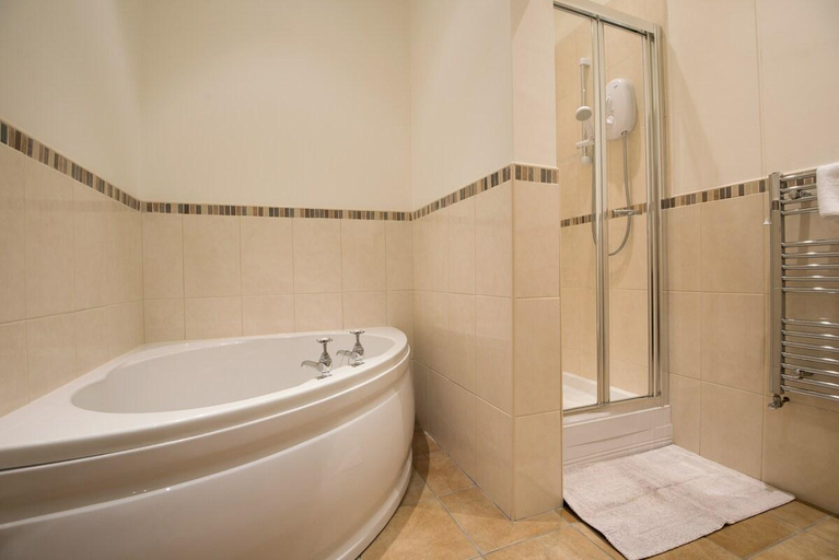 Bathroom 3, Apartment 1 - The Grove, Durham