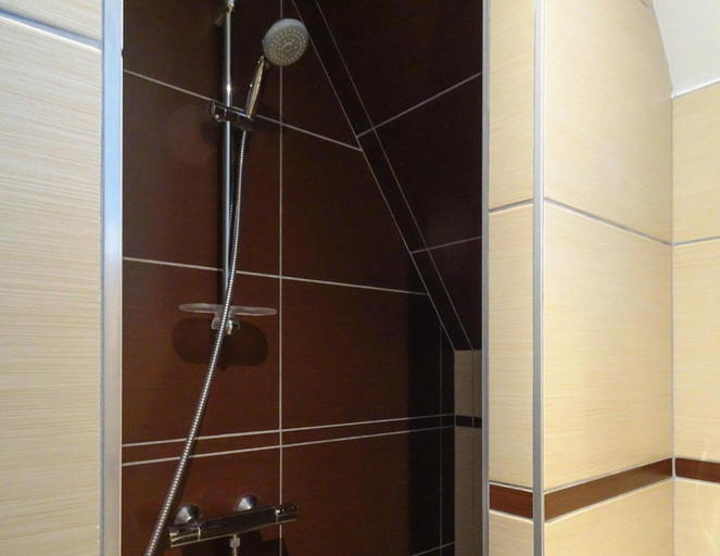 Bathroom 3, Stone House in Brittany near Sandy Beaches, Côtes-d'Armor