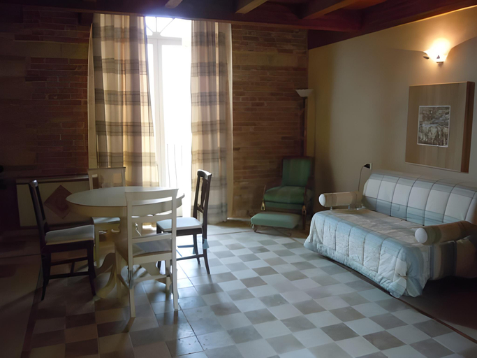 Bedroom 12