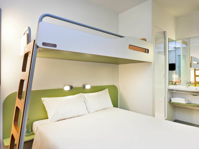 Bedroom 2, ibis budget Bilbao Arrigorriaga, Vizcaya