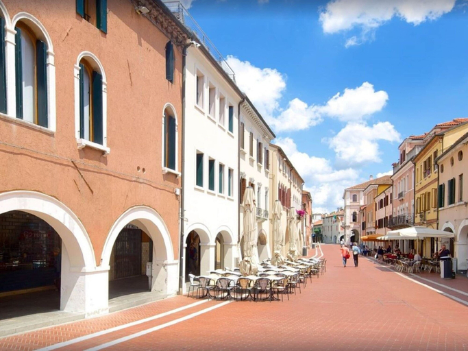 Exterior & Views 2, Alluring Apartment in Venice near La Banque, Venezia