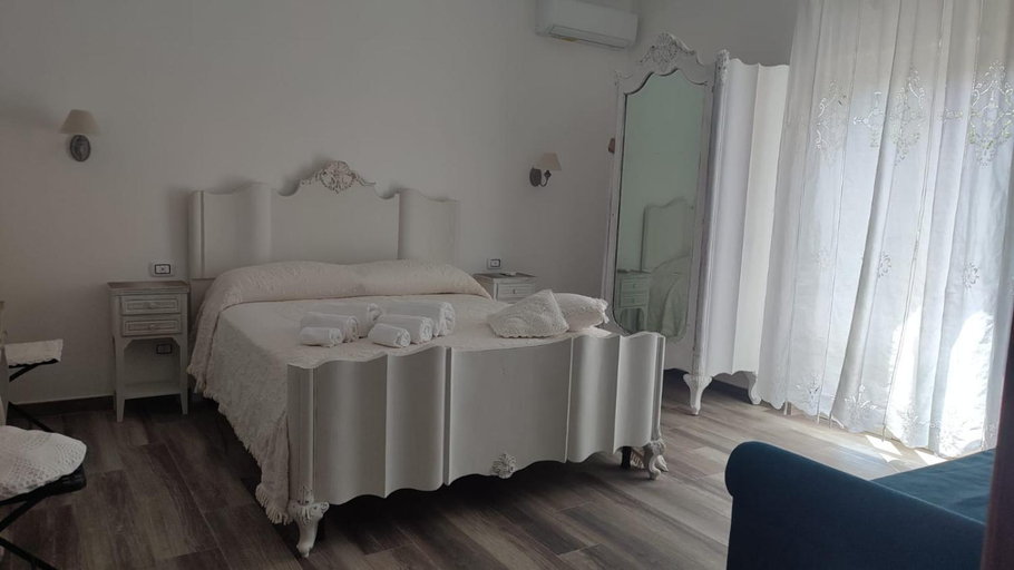 Others 4, Cristalli di Keli, Agrigento