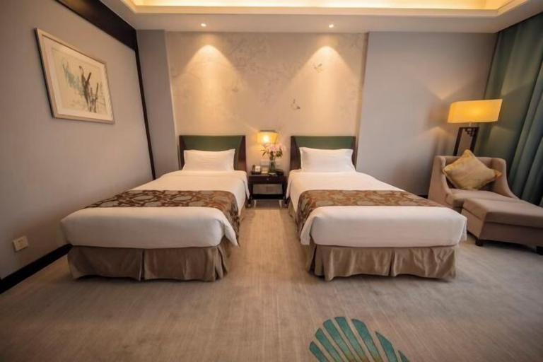 Bedroom 13