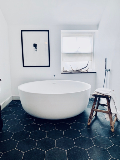 Bathroom 4, Wester Auchraw Croft B&B, Perthshire and Kinross