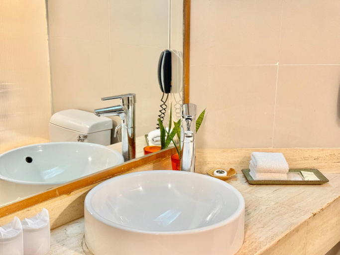 Bathroom 20