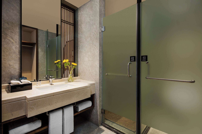 Bathroom 4, Ramada Encore Zhangpu, Zhangzhou