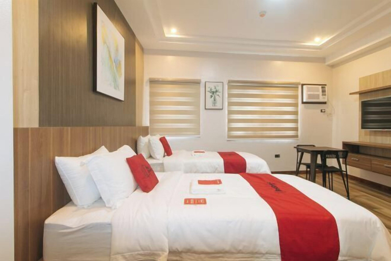 RedDoorz Plus @ Bez Tower and Residences San Juan, Metro Manila