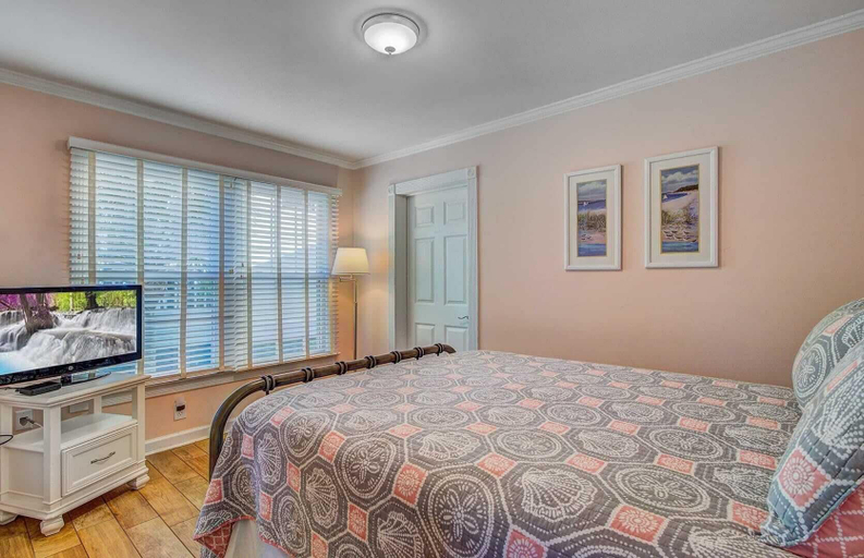 Bedroom 3, 29 Ocean Point Avantstay Luxe Kitchen, Balcony, Charleston