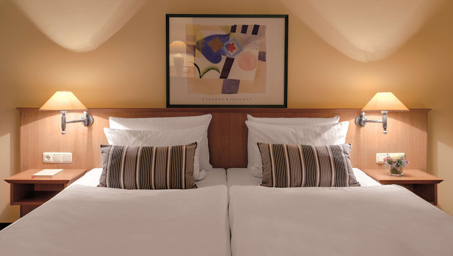 Bedroom 3, Best Western Aparthotel Birnbachhoehe, Rottal-Inn