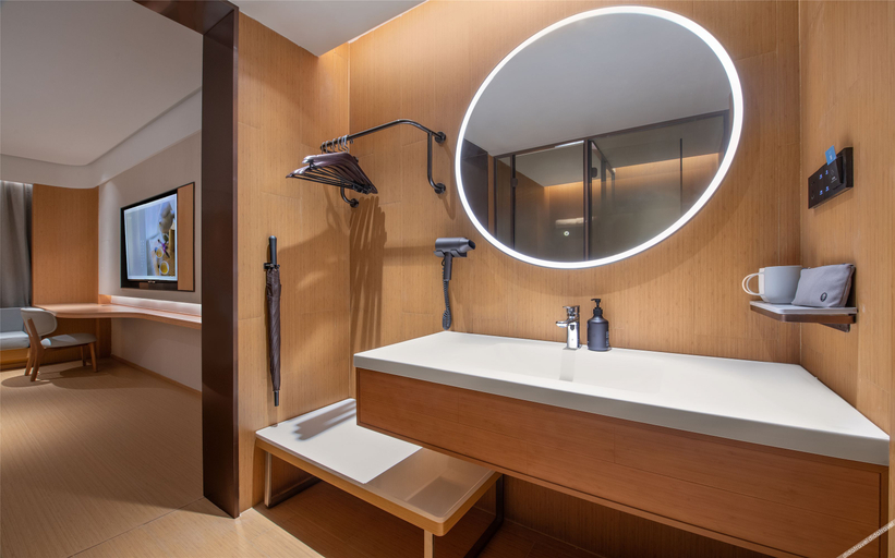 Bathroom, Ji Hotel Lianyungang Suning Plaza, Lianyungang