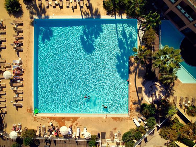 Pool 2, Residence Les Rives de Cannes Mandelieu, Alpes-Maritimes