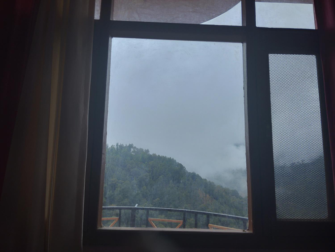 Others 3, Sunshine home stay alone time with nature, Shimla