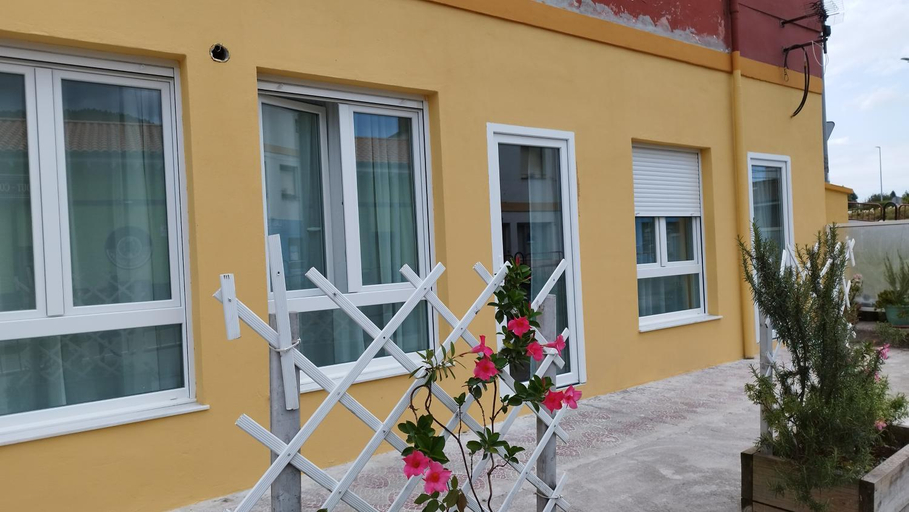Others 3, Apartamentos y estudios EL CENTRO, Cantabria
