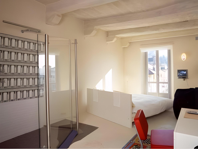Bedroom 22