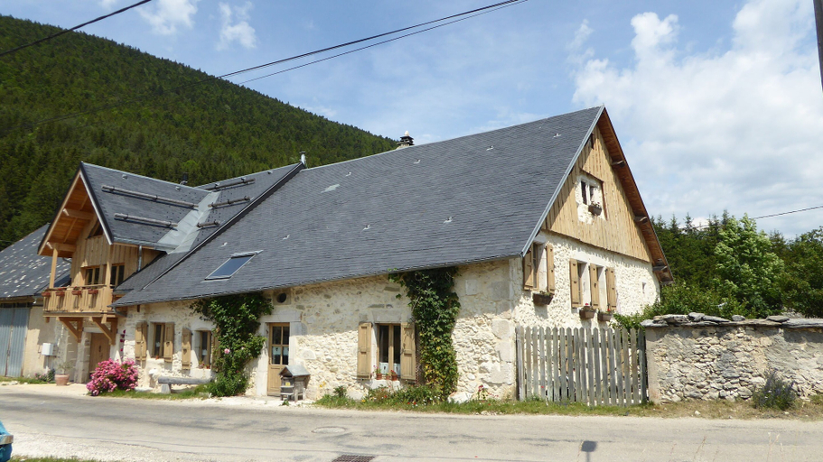 Exterior & Views 2, Ferme de la Grande Moucherolle, Isère