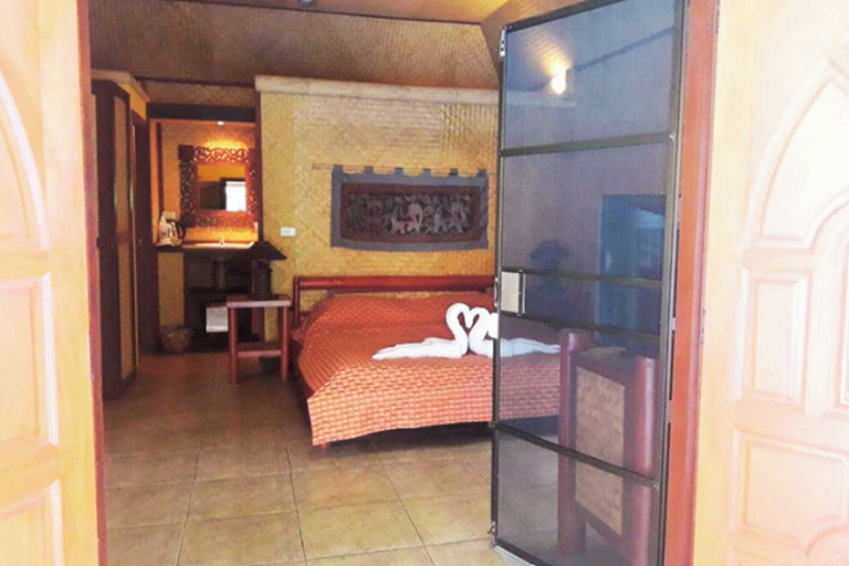 Bedroom 4, Old Tree's House, Mae Ai