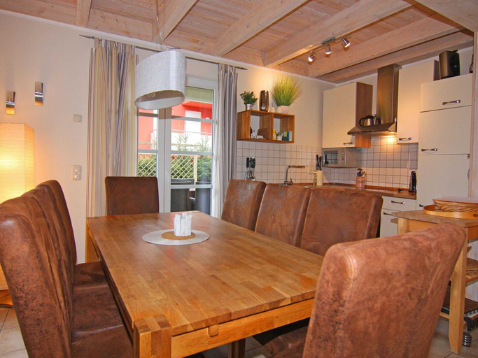 Dining 5, Doppelhaushalfte Ostseehaus I in Trassenheide, Vorpommern-Greifswald