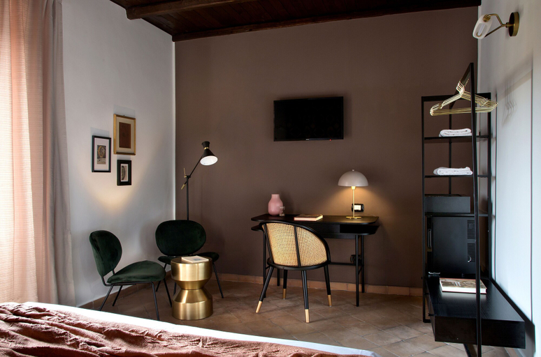 Bedroom 4, La Nova Bed and Museum, Napoli