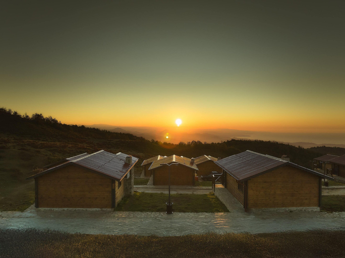 Exterior & Views 2, Flora Handüzü Resort & Wellness Bungalow Hotel, Merkez