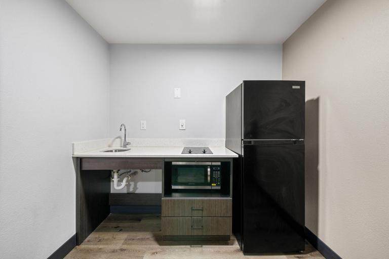 Others 5, Southern Suites Carrollton, Carroll