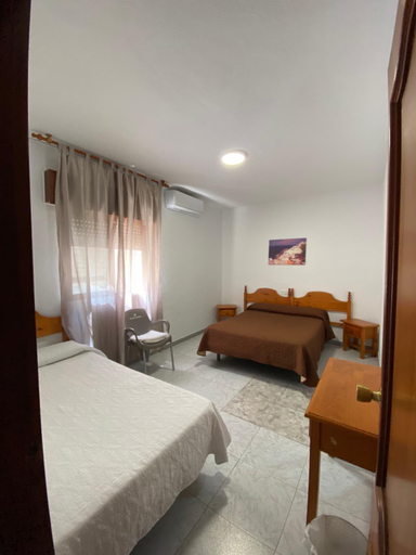 Bedroom 3, Hotel Munoz, Granada