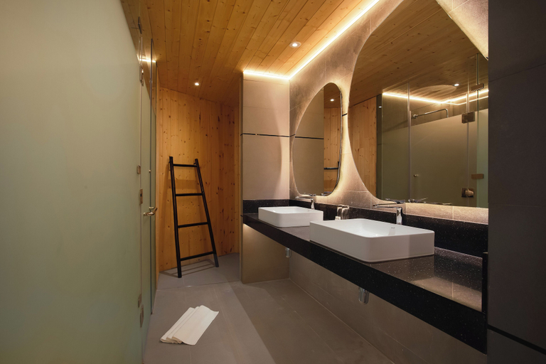Bathroom 3