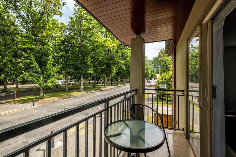 Others 5, Tussock Peak Lodge, Hurunui