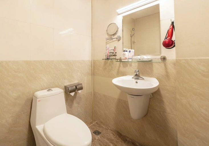 Bathroom 4, A25 Hotel - 46 Chau Long, Ba Đình