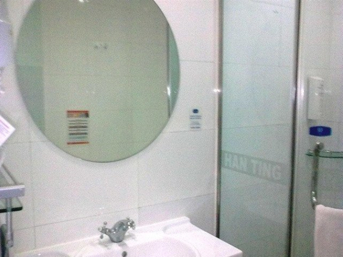 Bathroom 3, Hanting Hotel Tianjin Wuqing Daguangming Center, Tianjin
