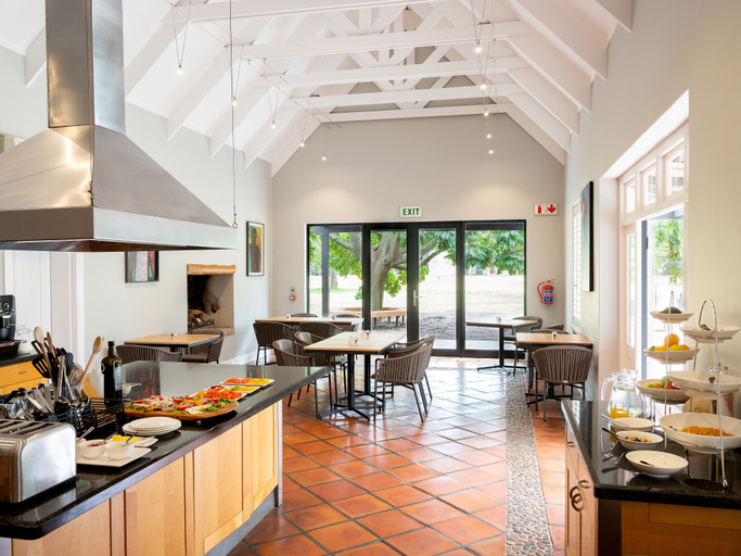 Food & Drinks, Lynx Wine Estate, Cape Winelands