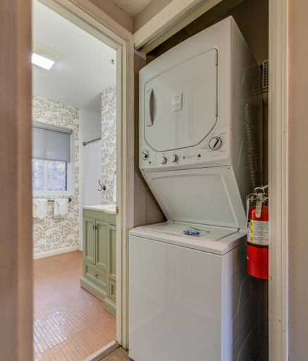 Bathroom, Large Modern-style Condo w Pool Gym Game Room, Sevier