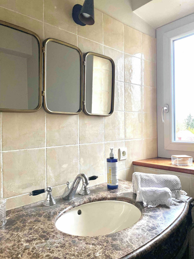 Bathroom 5, Le Moulin Du Port, Loir-et-Cher
